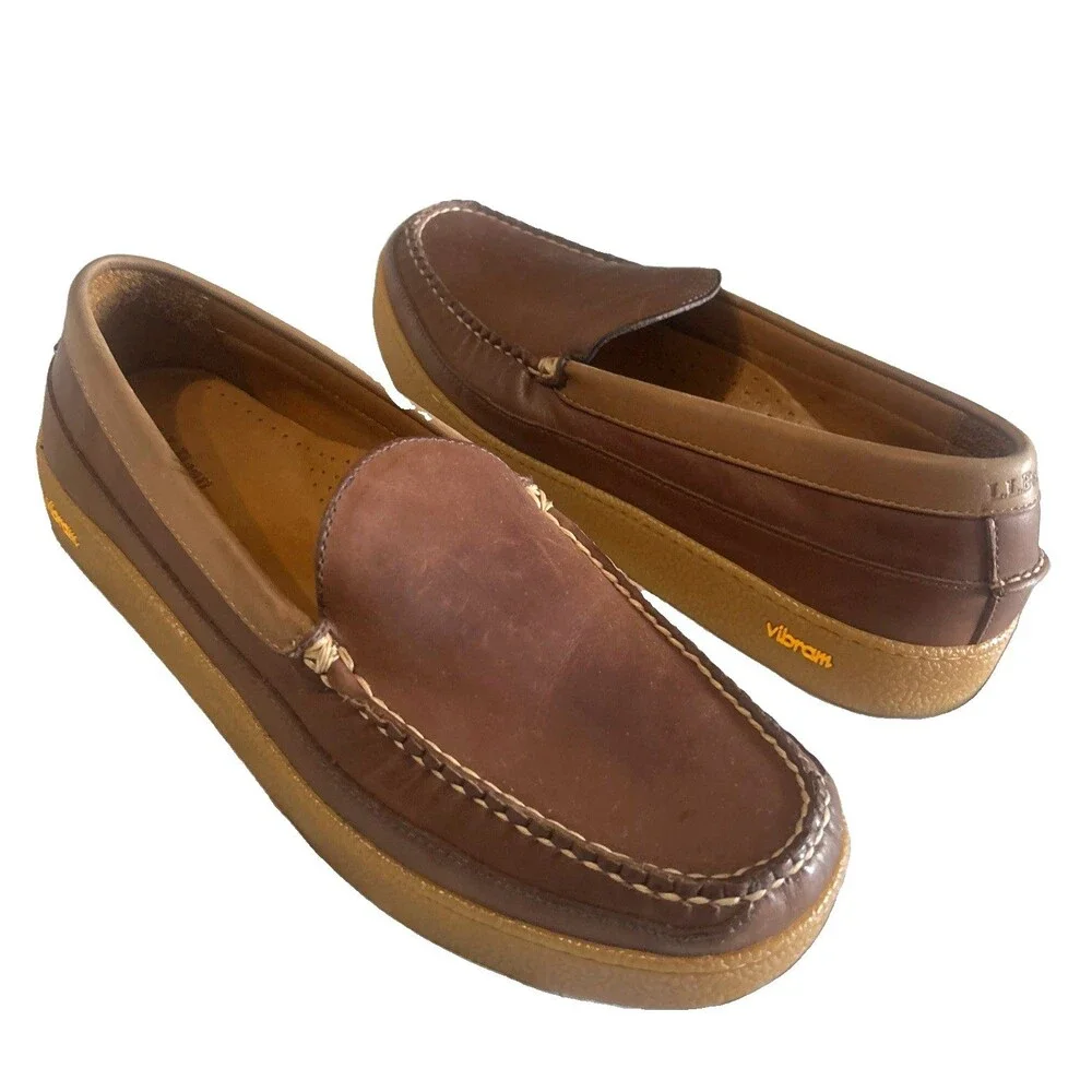 LL Bean Mens 11D Lodge Moc  Loafer Vibram Tan Brown Leather Comfort Outdoor
